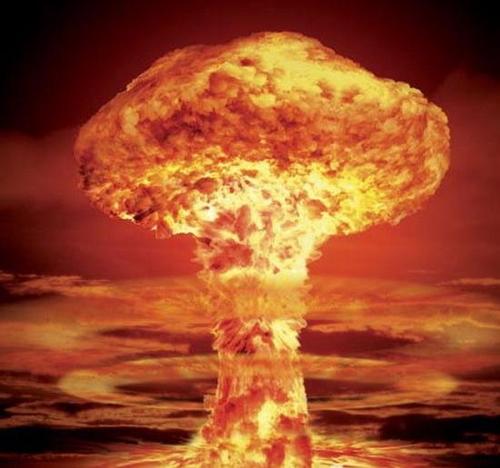 米粒大小的原子弹，爆炸后威力有多大？很多人都想错了